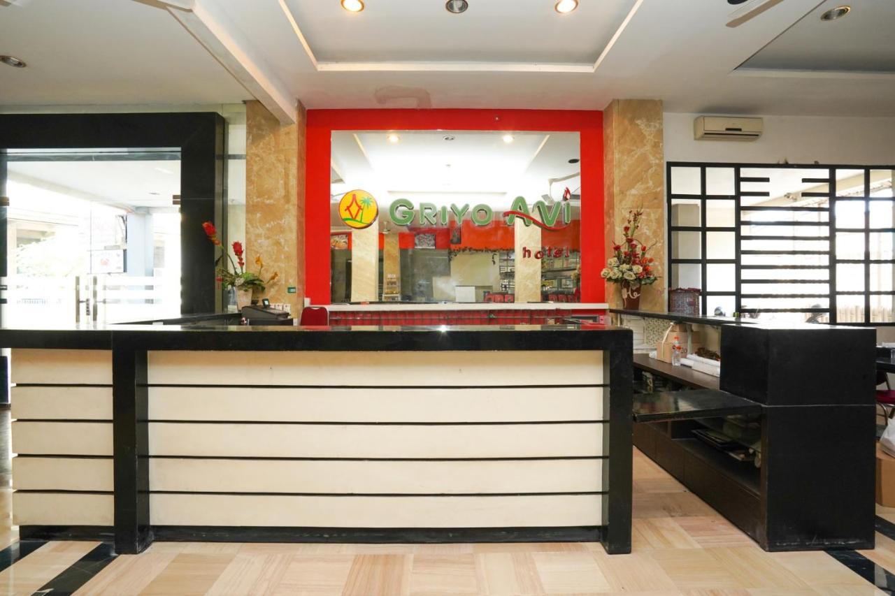 Avi Hotel سورابايا المظهر الخارجي الصورة