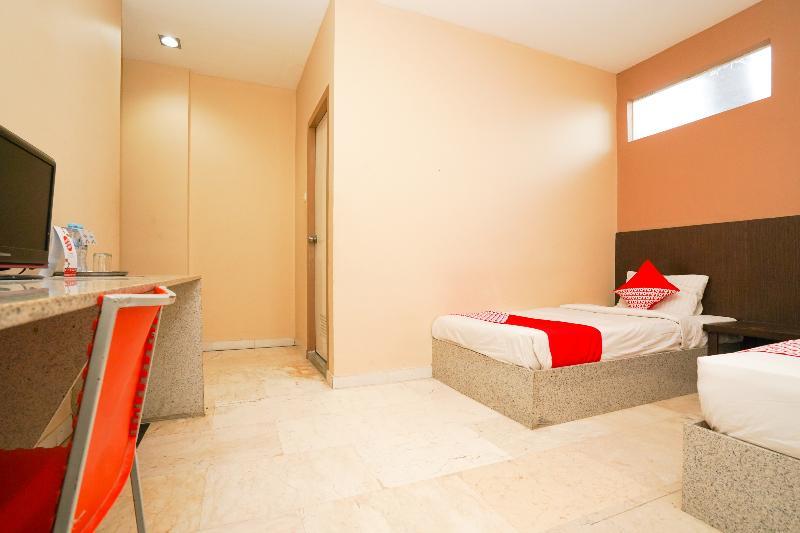 Avi Hotel سورابايا المظهر الخارجي الصورة